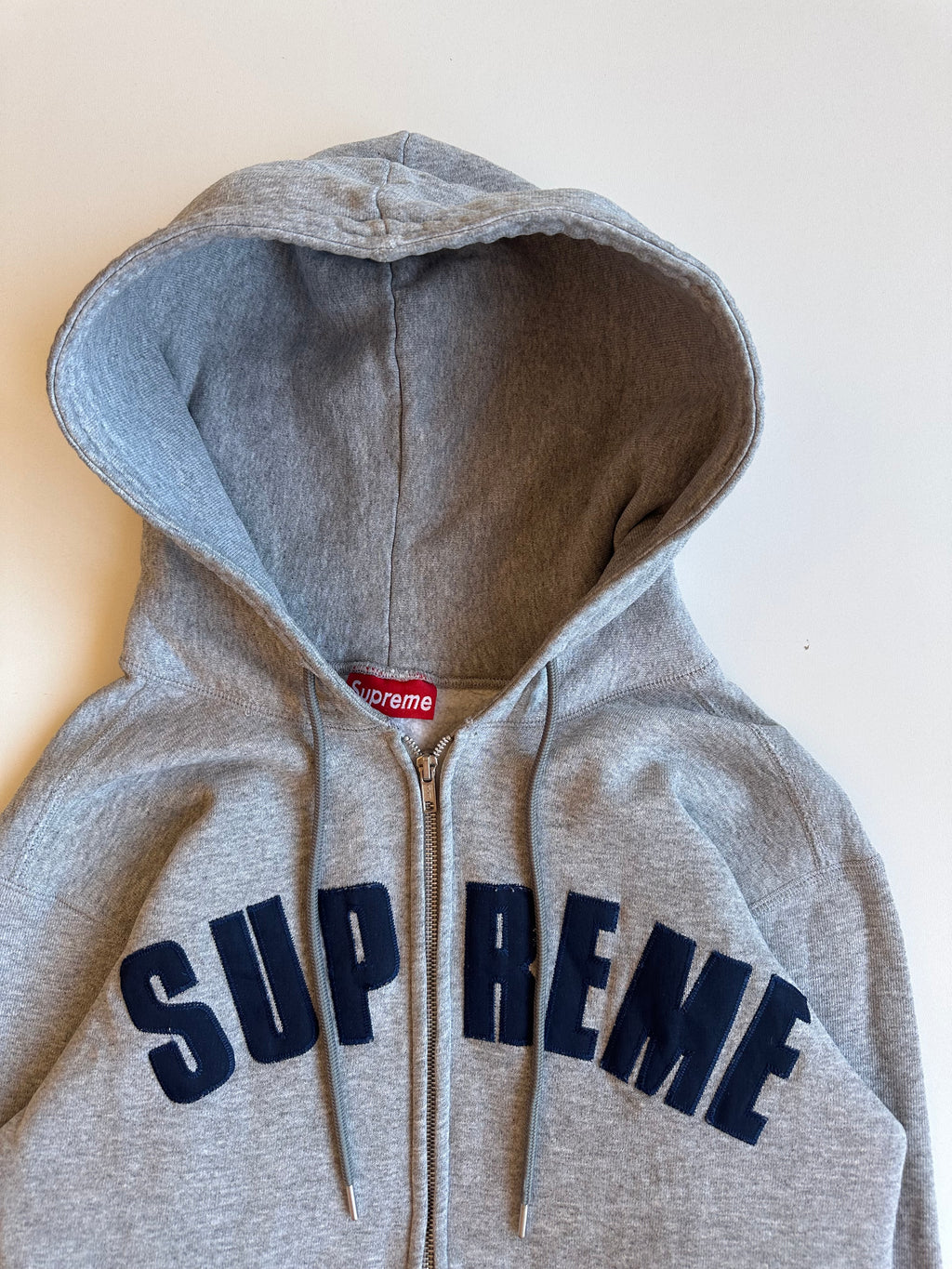 Supreme Arc Logo Zip Up Hoodie Heather Grey – 2001