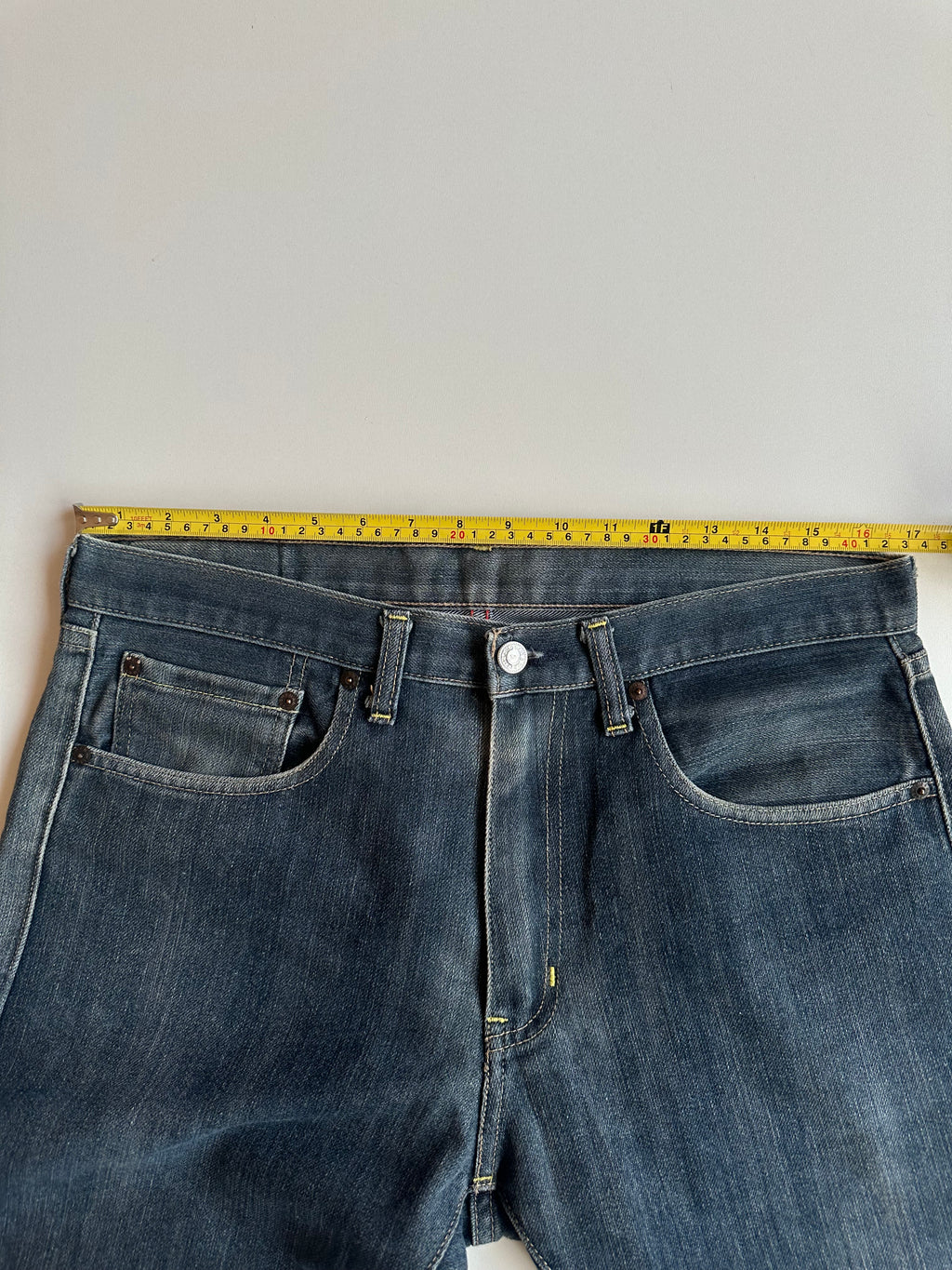 Vintage SUGOI Japan Tattoo Koi Fish Embroidered Jeans