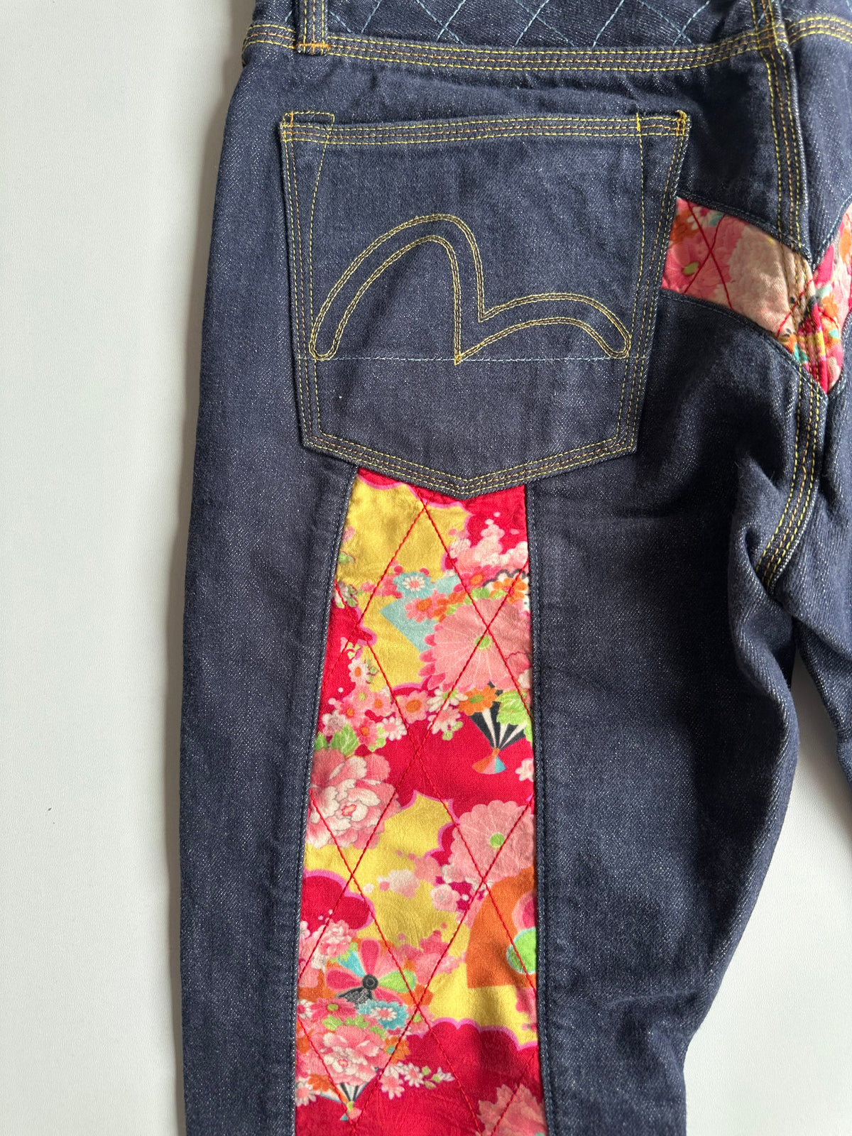 Vintage EVISU No.2 Lot 2006 Floral Daicock Selvedge Jeans Indigo – W32 L34