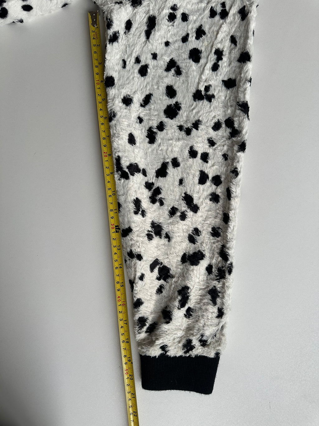 Supreme Fur Pullover Hoodie Dalmatian – SS14 - Size M