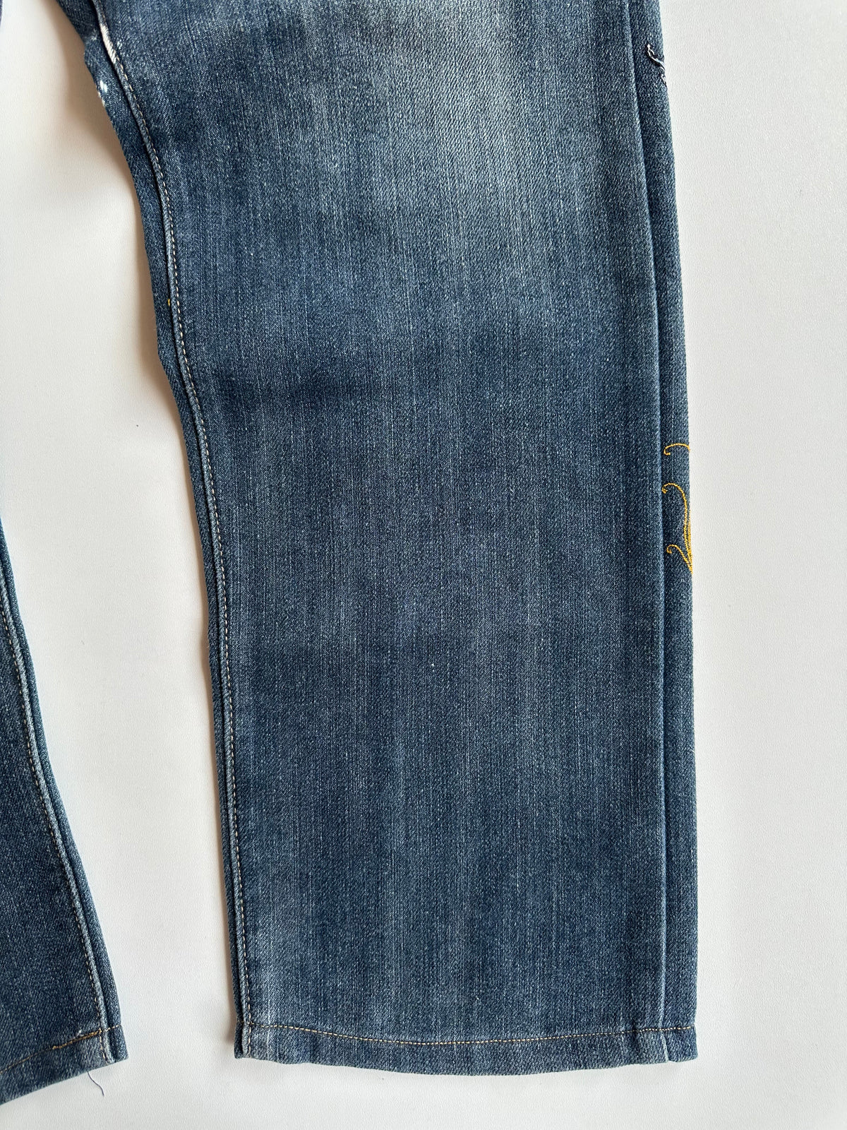 Vintage SUGOI Japan Tattoo Koi Fish Embroidered Jeans