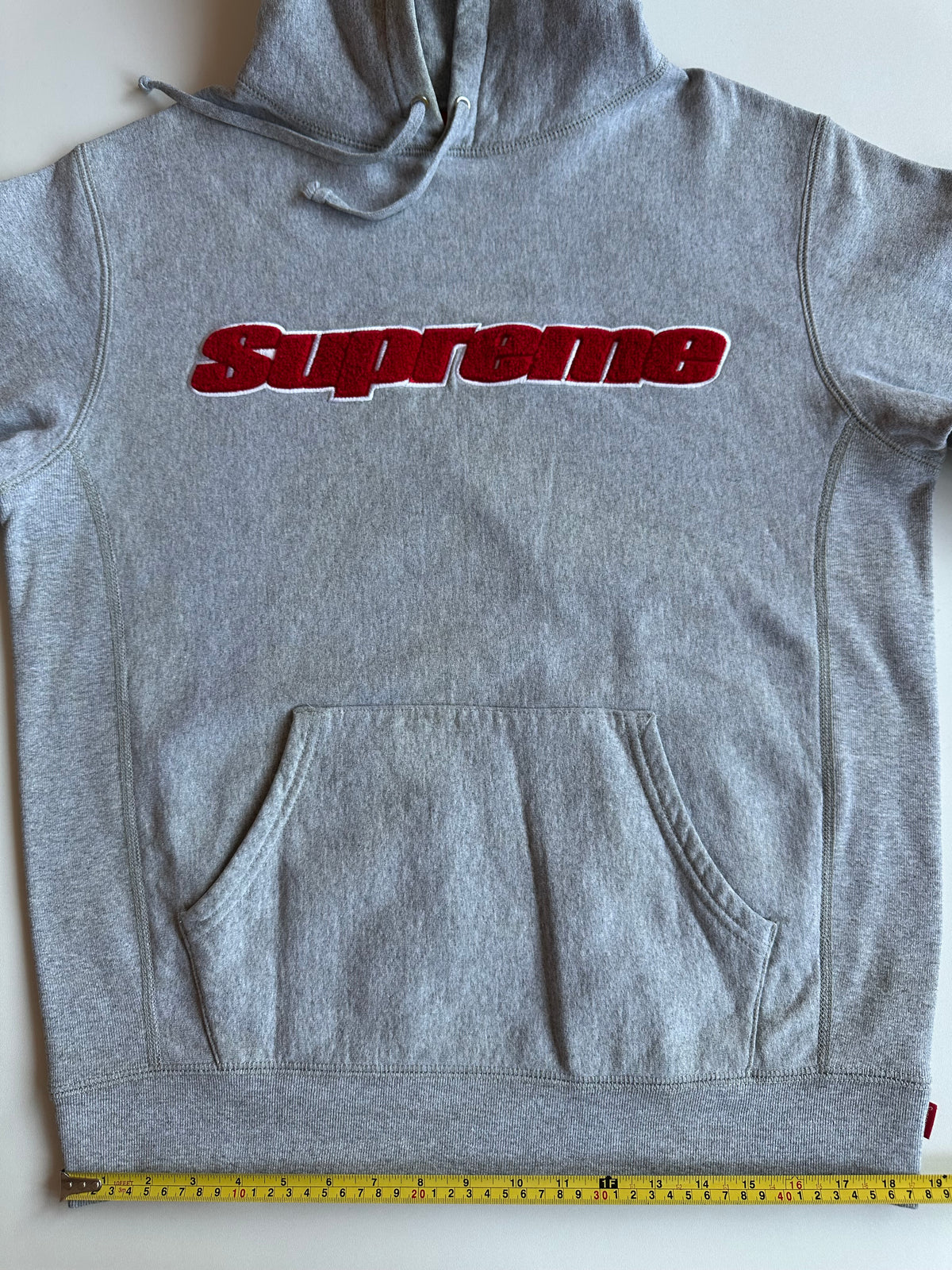 Supreme Chenille Hooded Sweatshirt Heather Grey – SS19