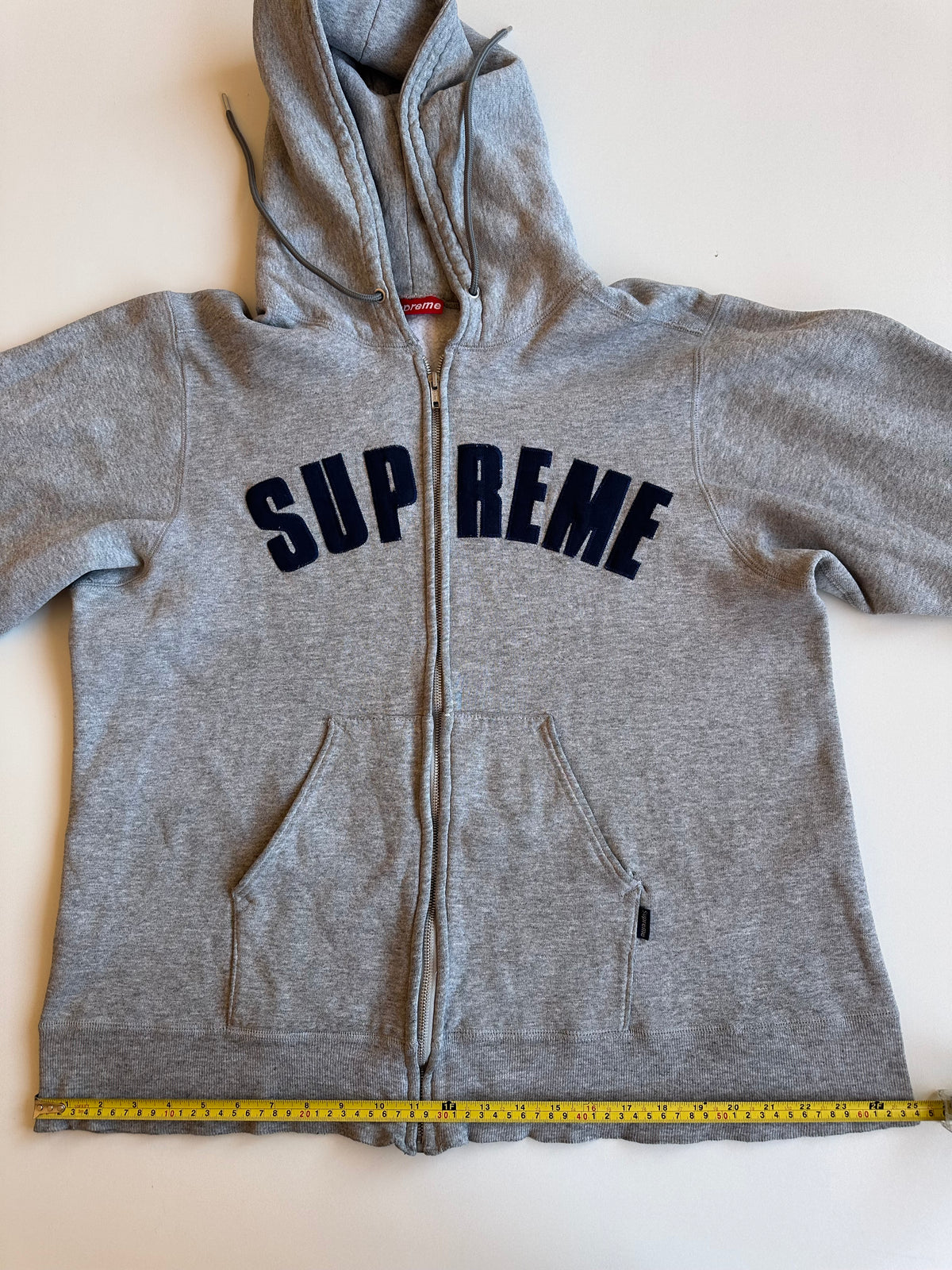 Supreme Arc Logo Zip Up Hoodie Heather Grey – 2001