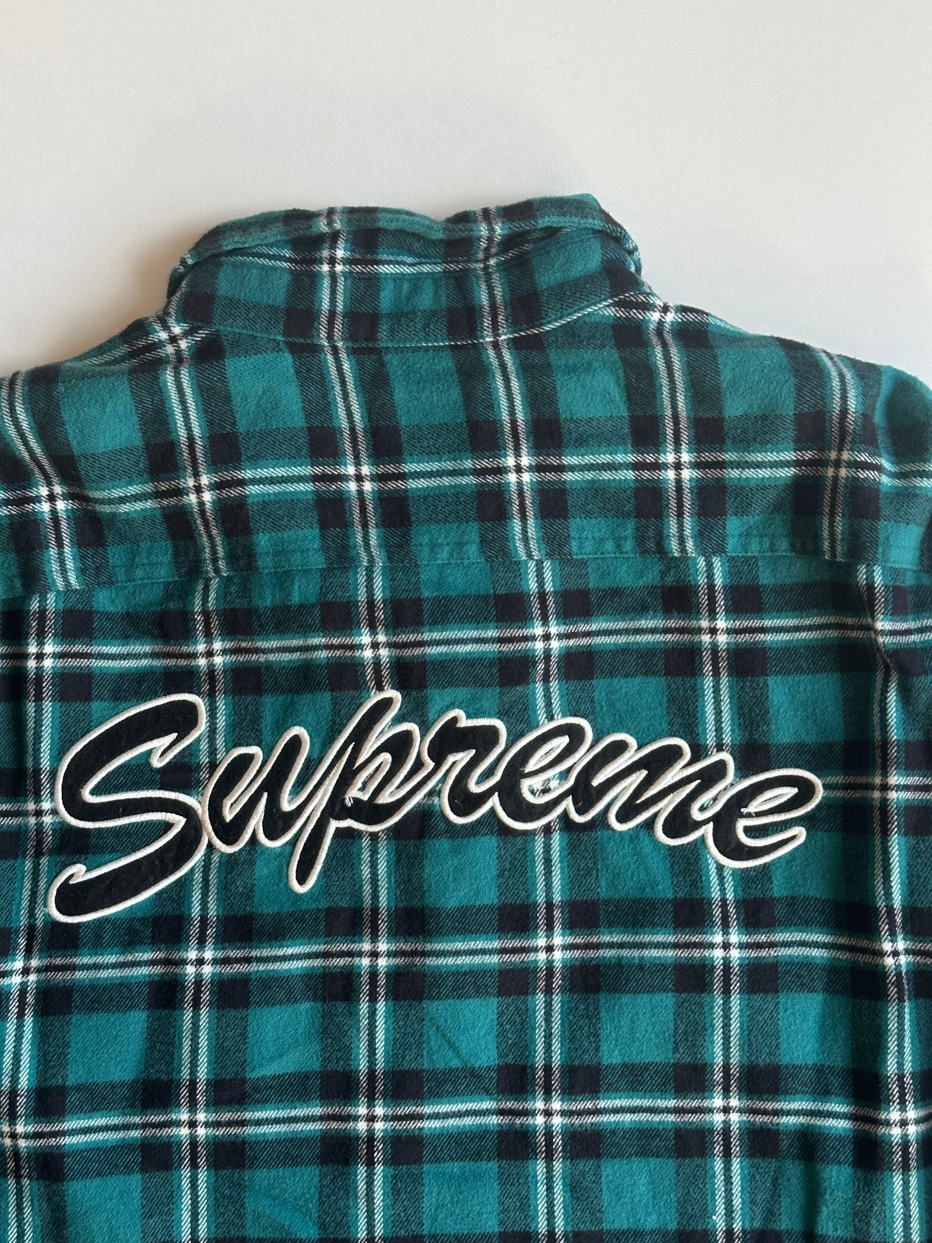 Supreme Arc Logo Quilted Flannel