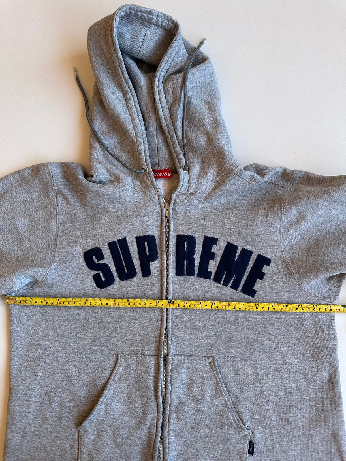 Supreme Arc Logo Zip Up Hoodie Heather Grey – 2001