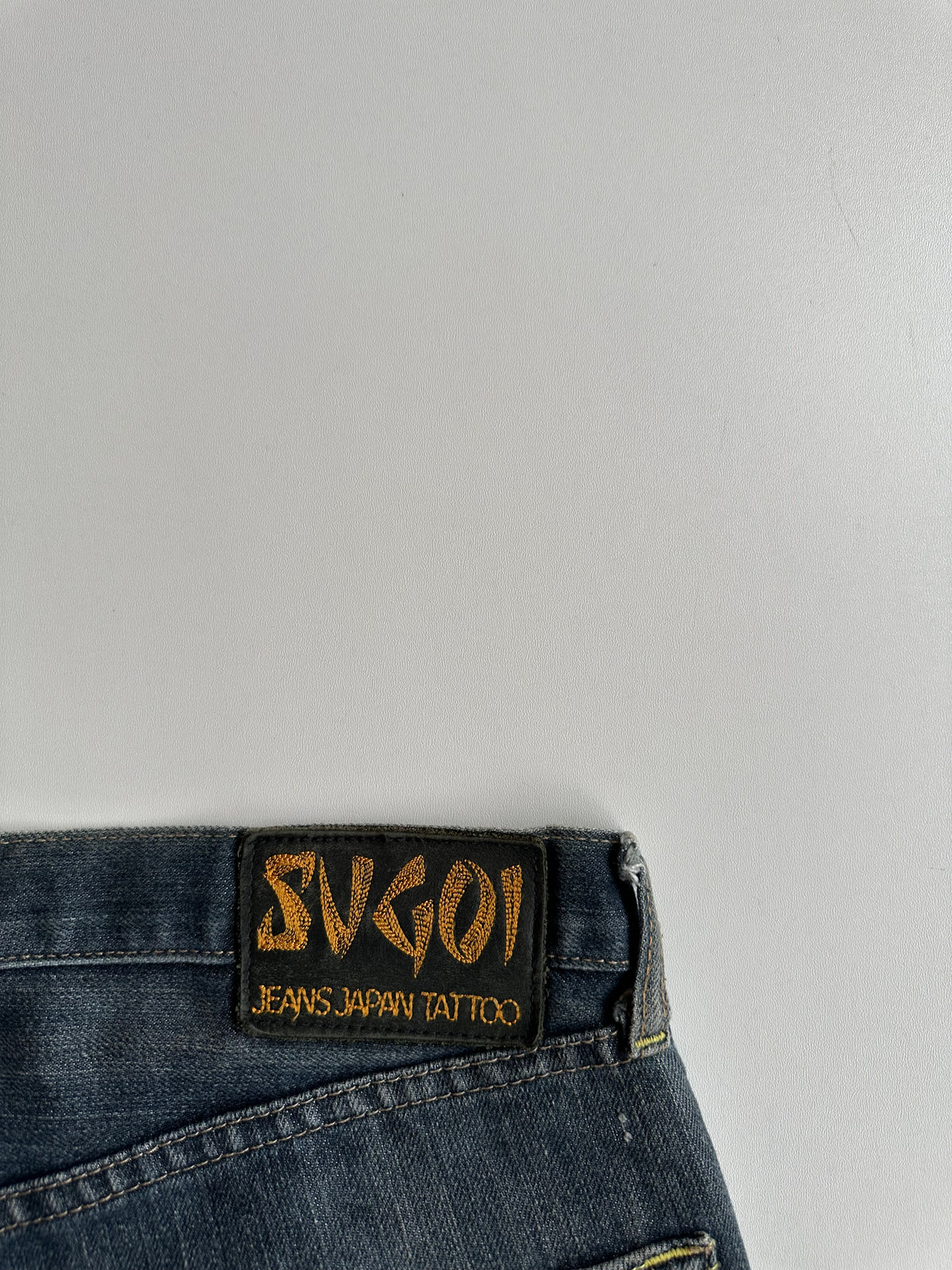 Vintage SUGOI Japan Tattoo Koi Fish Embroidered Jeans